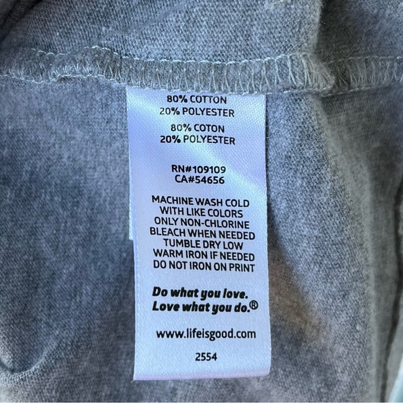 •Life is Good• Girl’s Long Sleeved Crusher T-Shirt - Size Medium - Picture 6 of 7